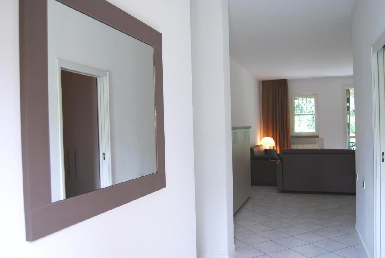 Residenze Al Colle Dei Pini Aparthotel Riccione Exterior photo