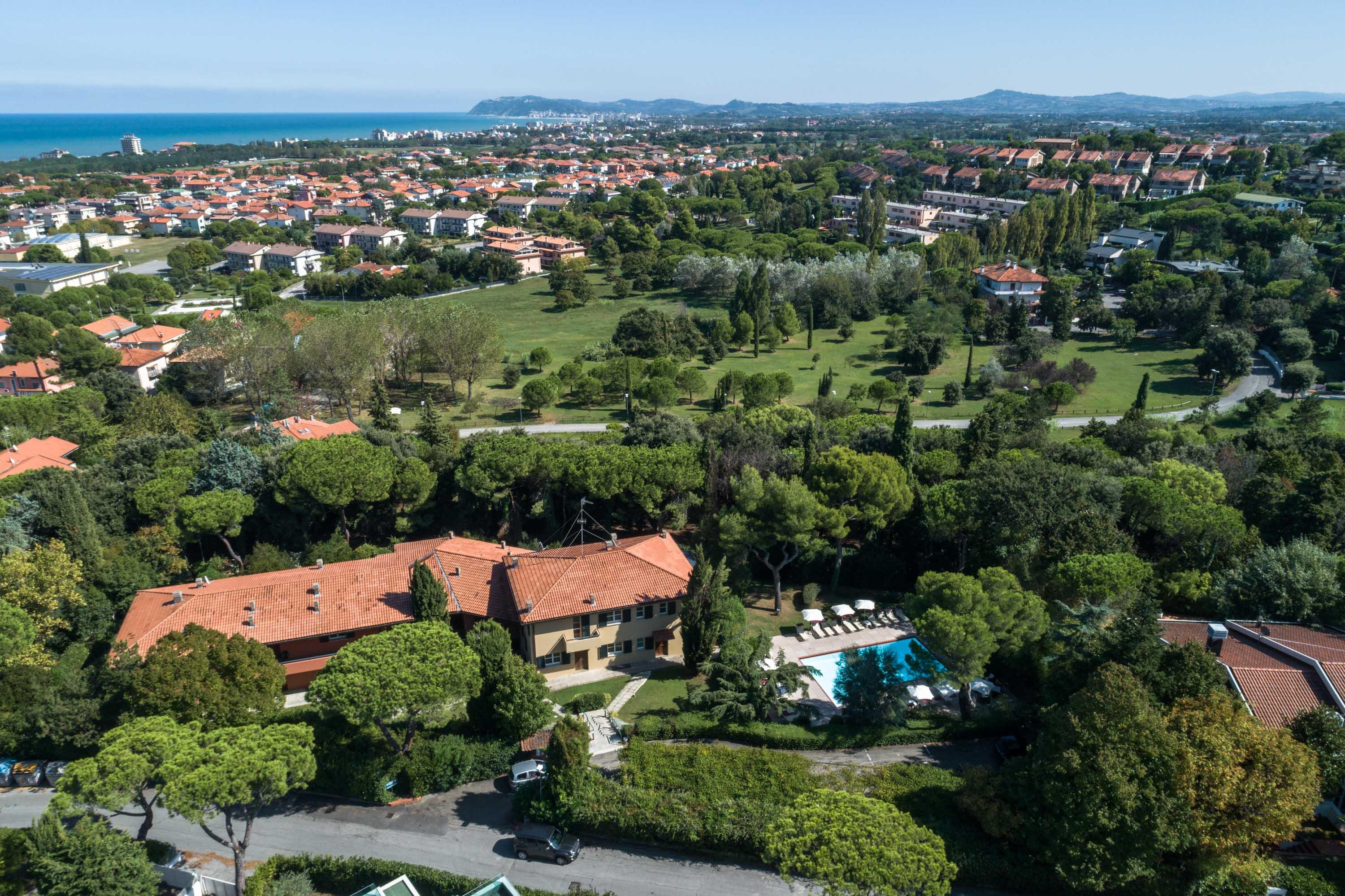 Residenze Al Colle Dei Pini Aparthotel Riccione Exterior photo