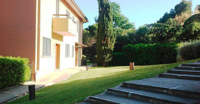 Residenze Al Colle Dei Pini Aparthotel Riccione Exterior photo