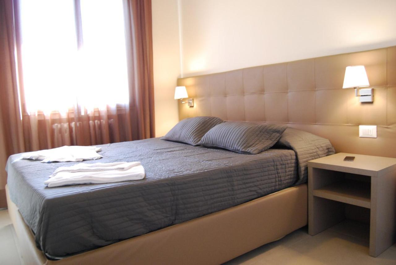Residenze Al Colle Dei Pini Aparthotel Riccione Exterior photo
